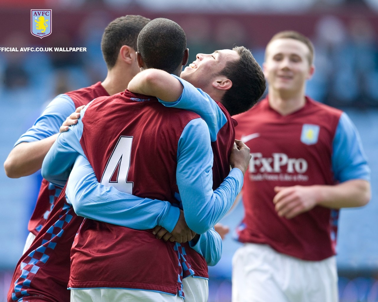 塞尔维亚队强势冲冠